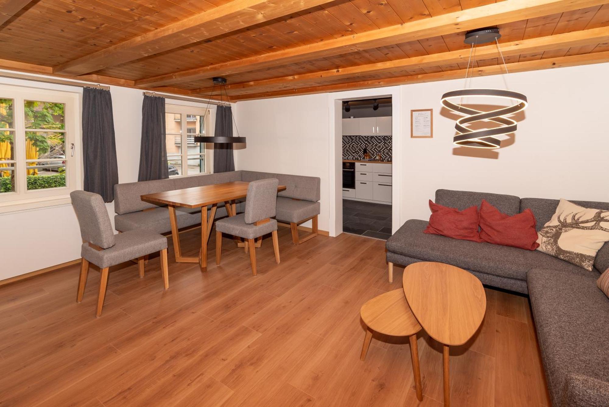 Crimson Cottage Apartments Dornbirn Eksteriør billede
