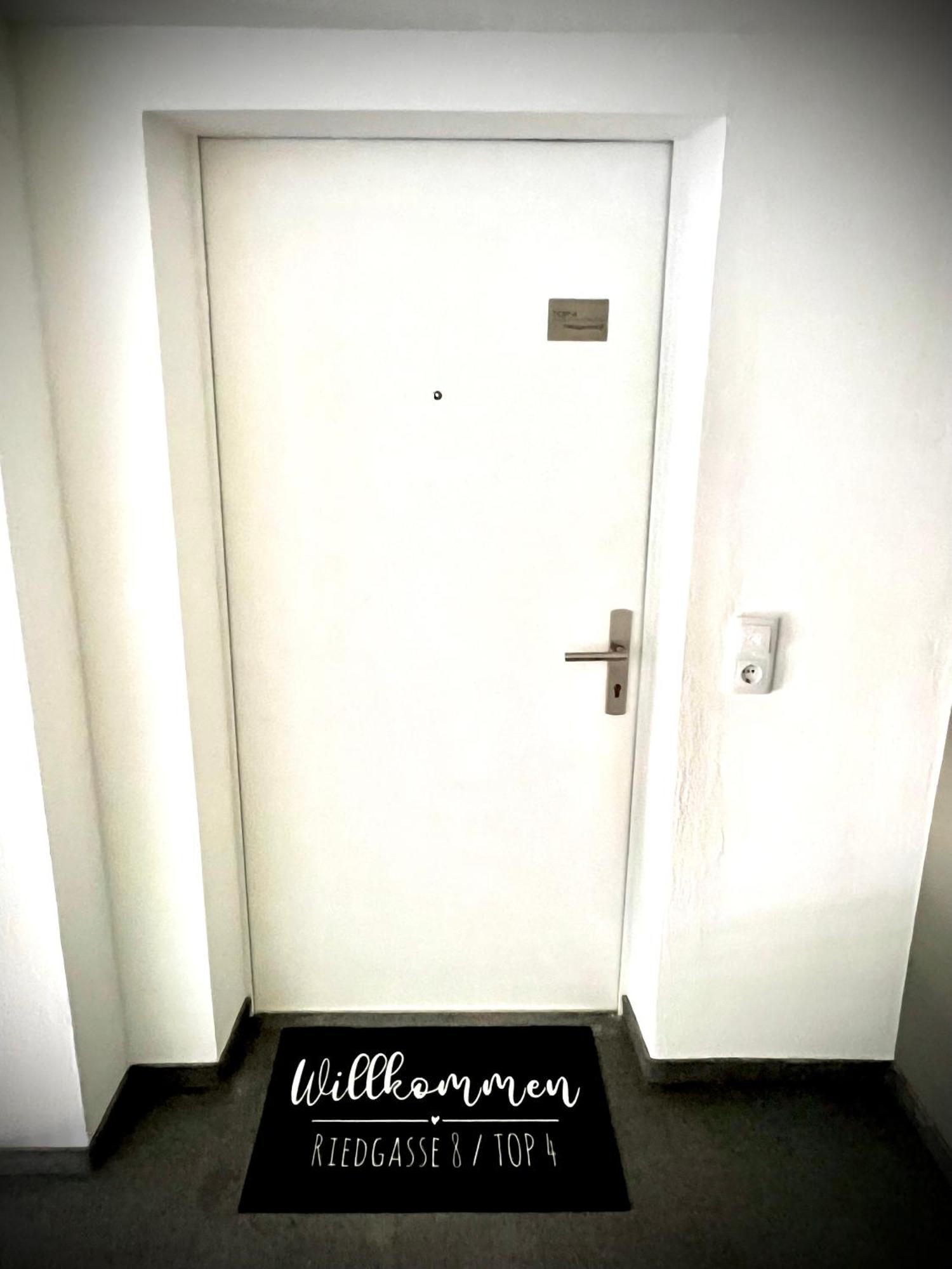 Crimson Cottage Apartments Dornbirn Eksteriør billede