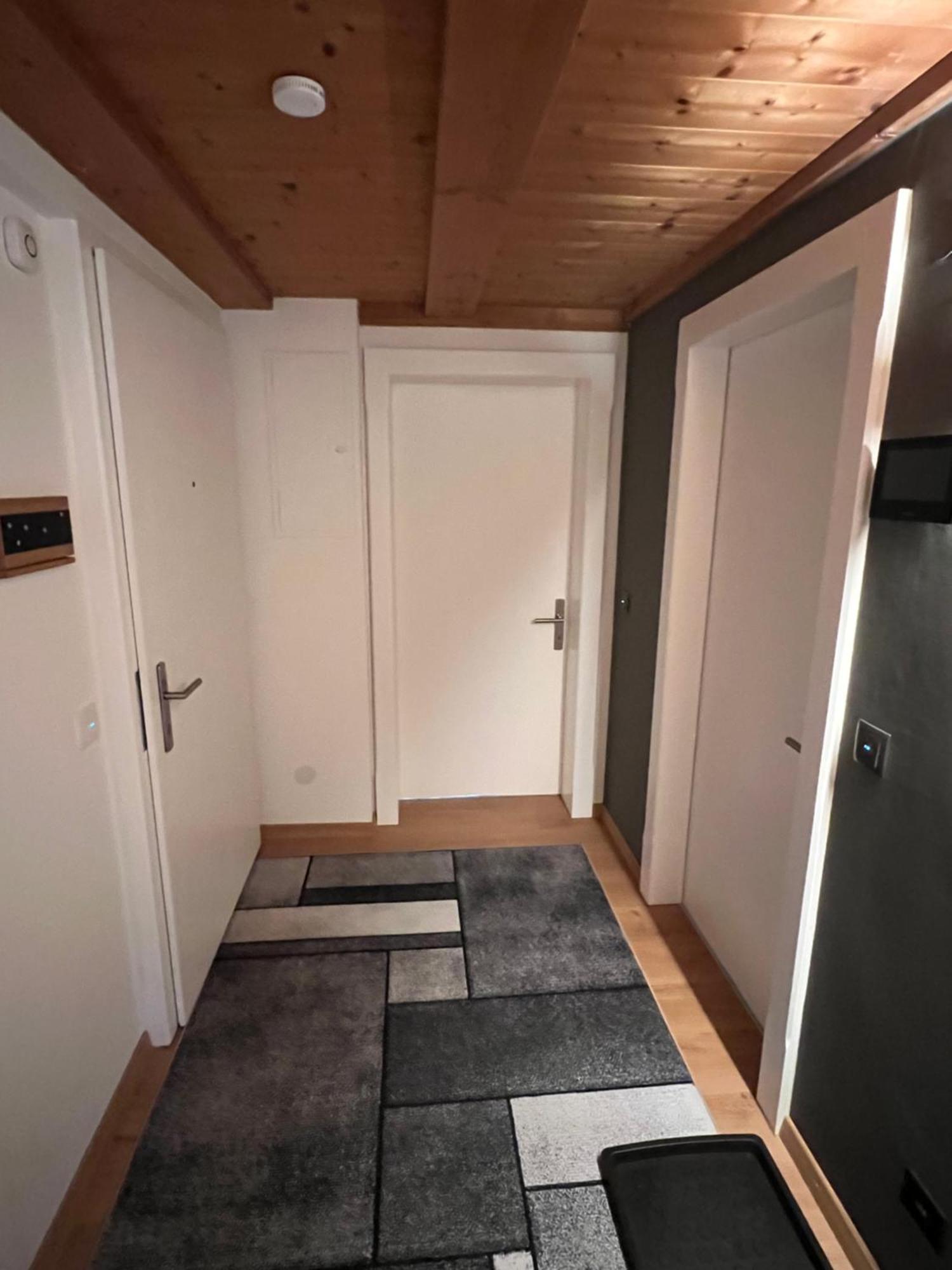 Crimson Cottage Apartments Dornbirn Eksteriør billede